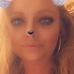 Meet your Posher, Corinna